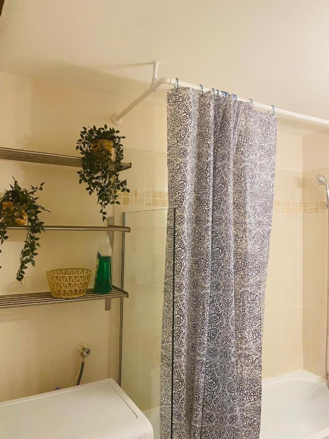 Joli Appartement Intra-Muros Aviñón Exterior foto